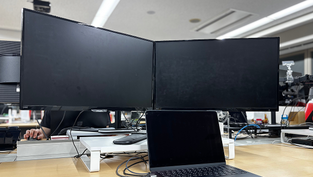 デュアルモニター